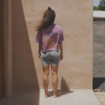 Latitud Fuego Womens Les Longboards Cropped T-Shirt - Açaí