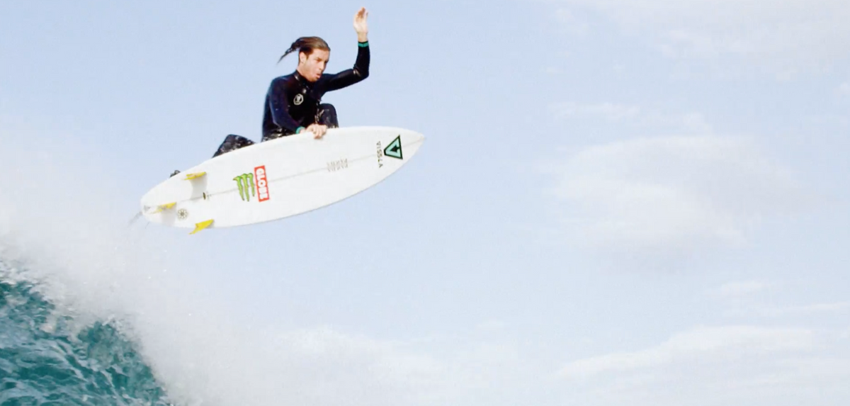 Brendon Gibbens in Boucing