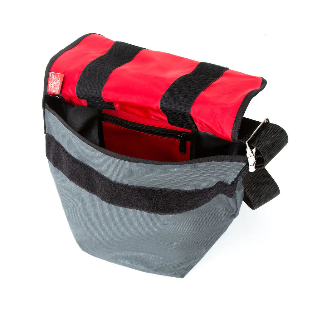 Manhattan Portage Vintage Messenger Bag (Sm) Grey — angle view