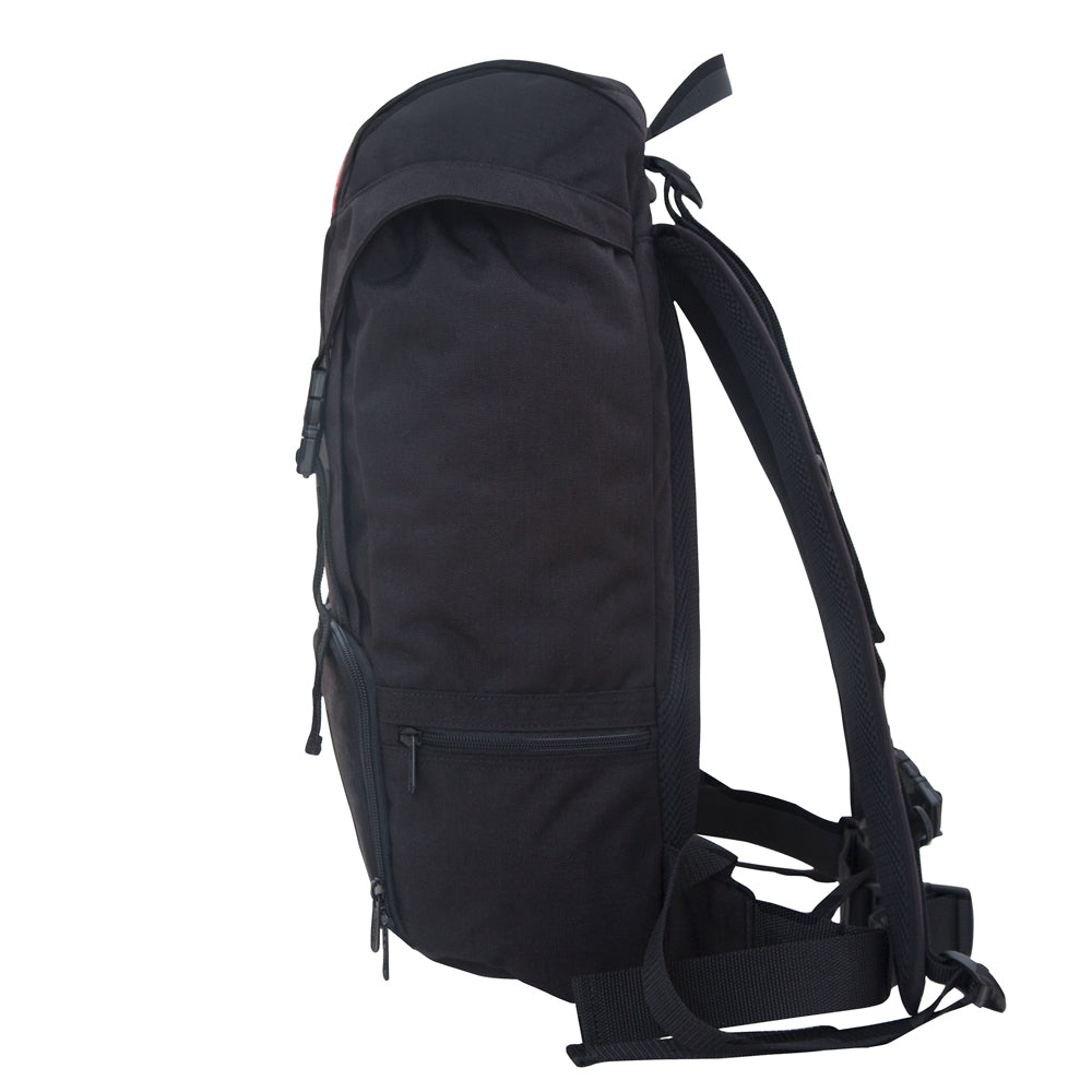 Manhattan Portage Hiker Backpack 3 Black — side view