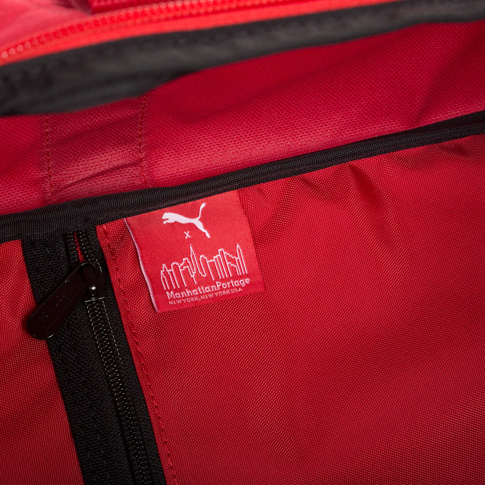 Manhattan Portage Ludlow Convertible Backpack Red — convertible detail