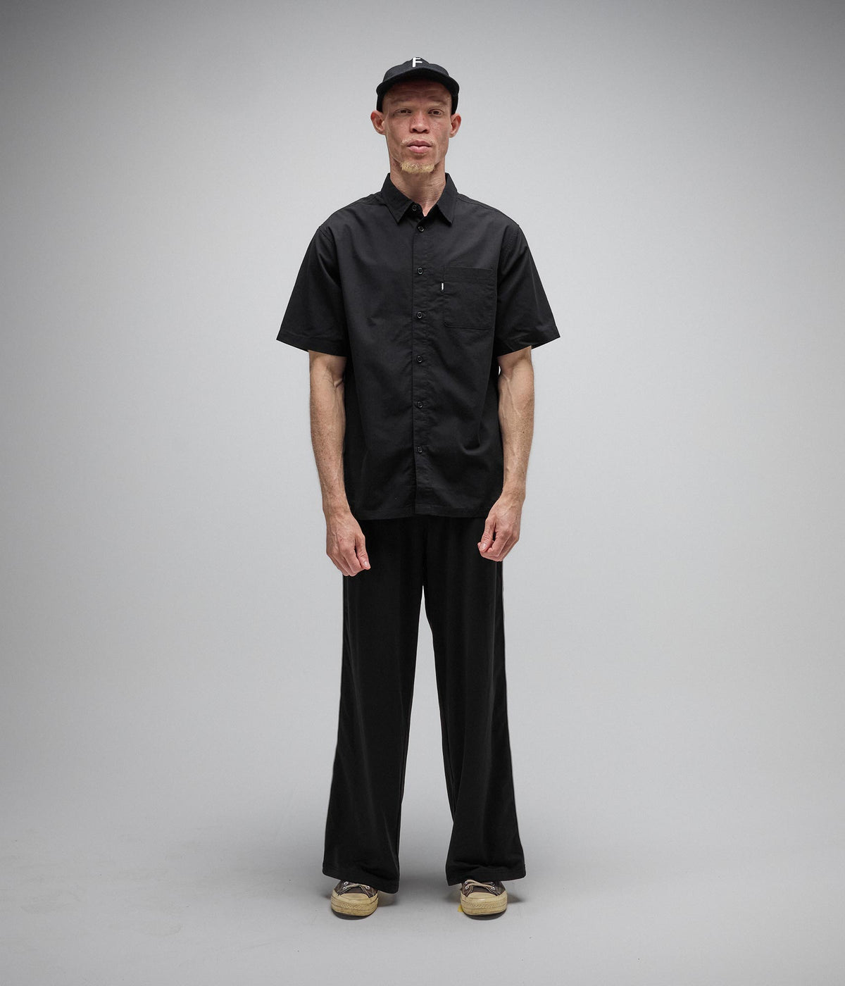 Former Legacy Short Sleeve Shirt - Black - detail