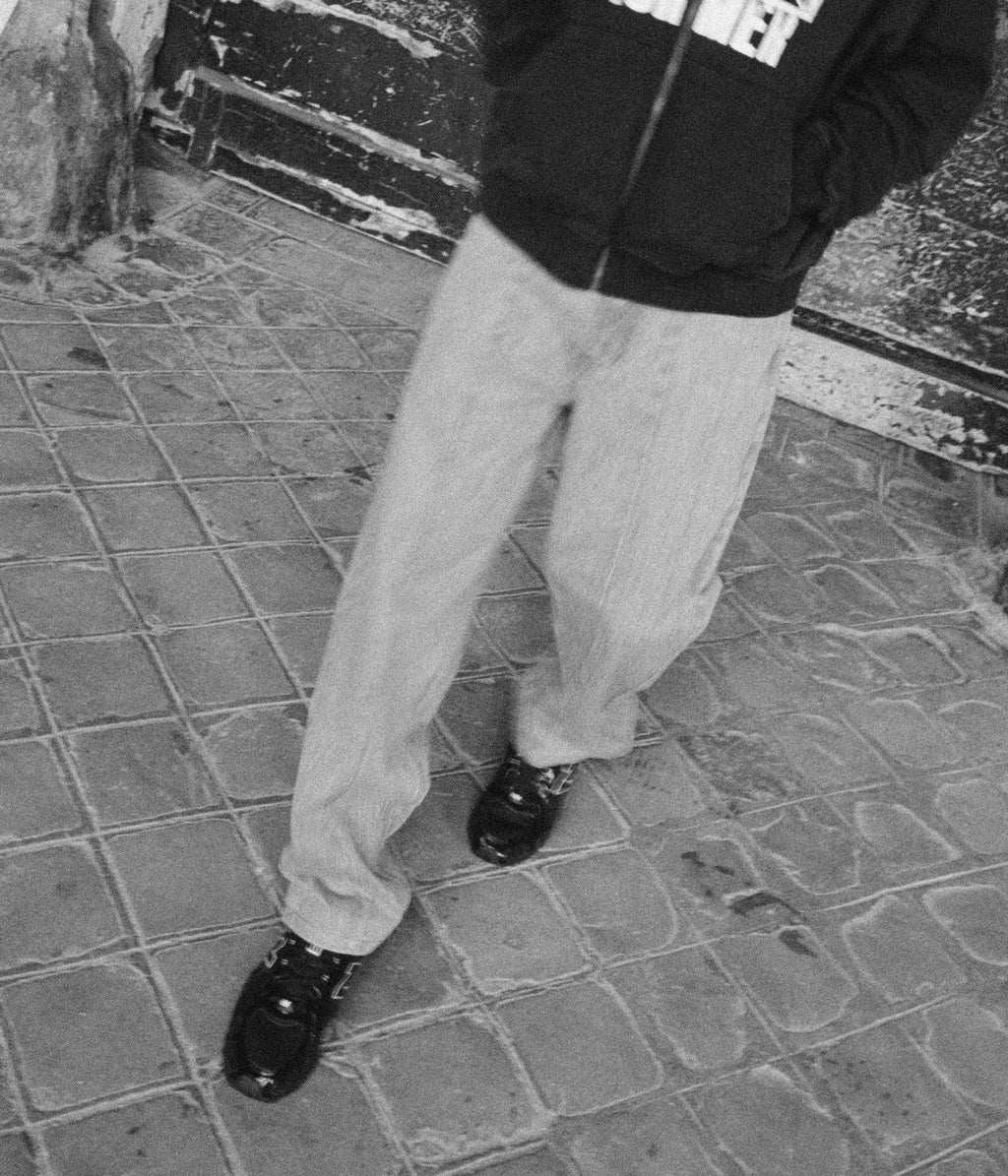 Former Distend Seam Jean - Washed Grey - on model