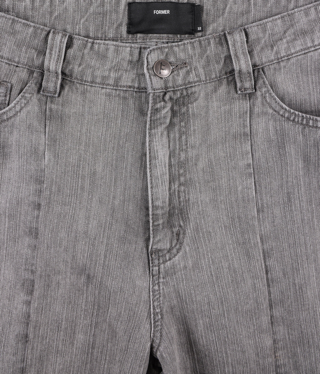 Former Distend Seam Jean - Washed Grey - lifestyle
