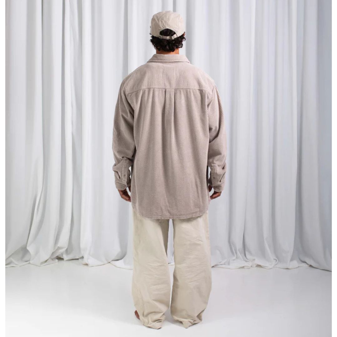 Latitud Fuego Corduroy Long Sleeve Shirt Jacket Topo — worn view