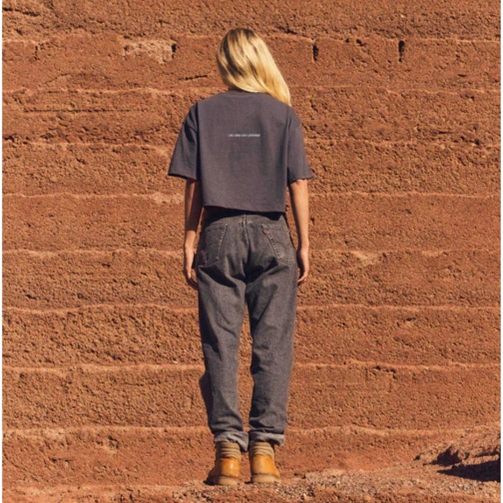 Latitud Fuego Womens Eruption Cropped T-Shirt Anthracite — worn view