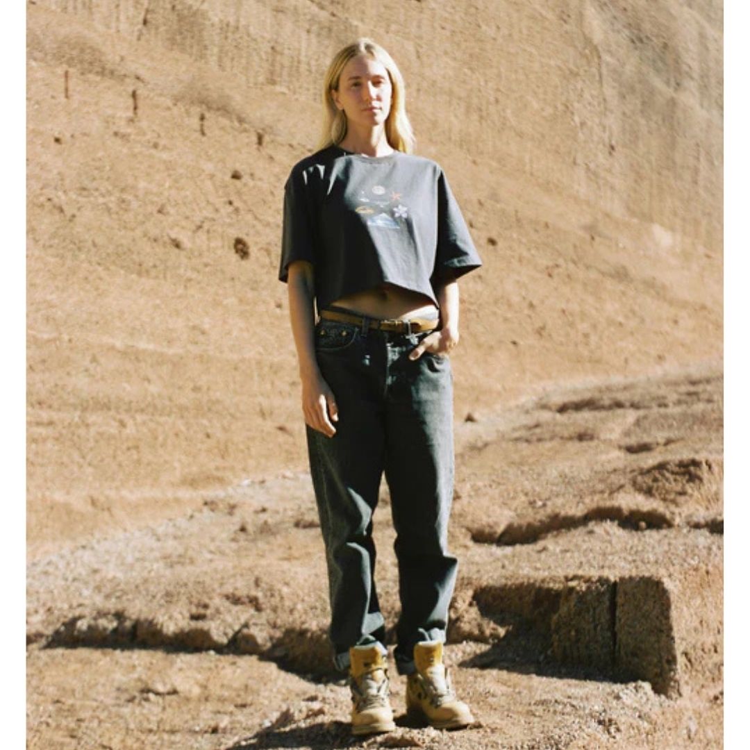 Latitud Fuego Womens Eruption Cropped T-Shirt - Anthracite