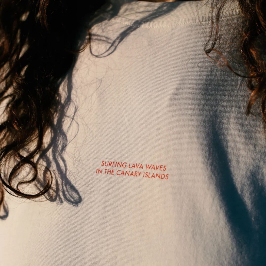 Latitud Fuego Platanos T-Shirt Ecru — lifestyle shot 3