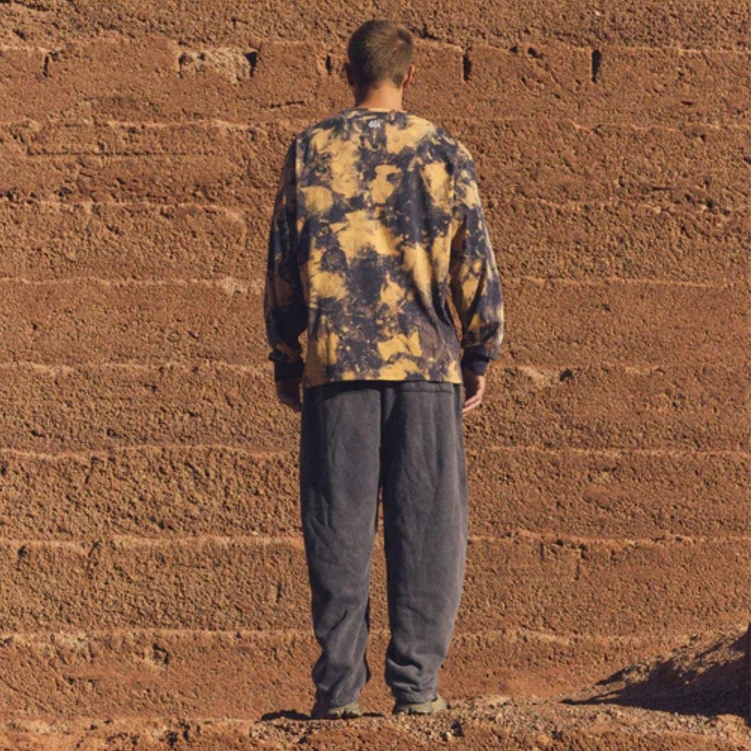 Latitud Fuego Tie Dye Long Sleeve T-Shirt Tie Dye — lifestyle shot 3