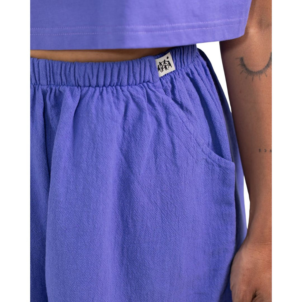 Latitud Fuego Womens LF Shorts Violet — back view