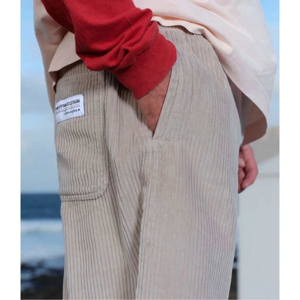 Pukas Corduroy Walkshort Ice Grey — lifestyle shot
