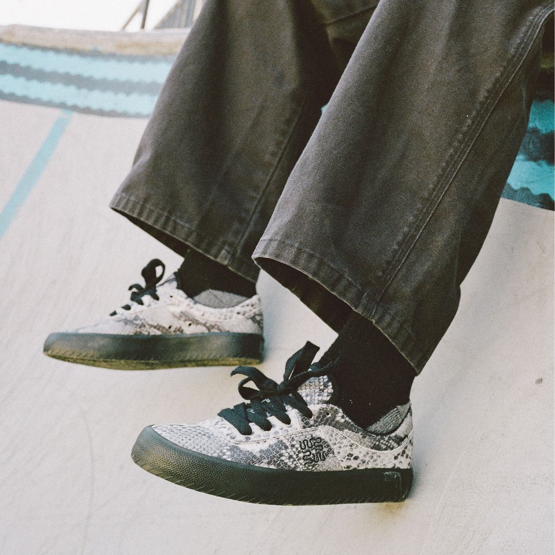 Wasted Talent | Globe Melbek Skate Shoes Ophidian Collection - Black / Snake