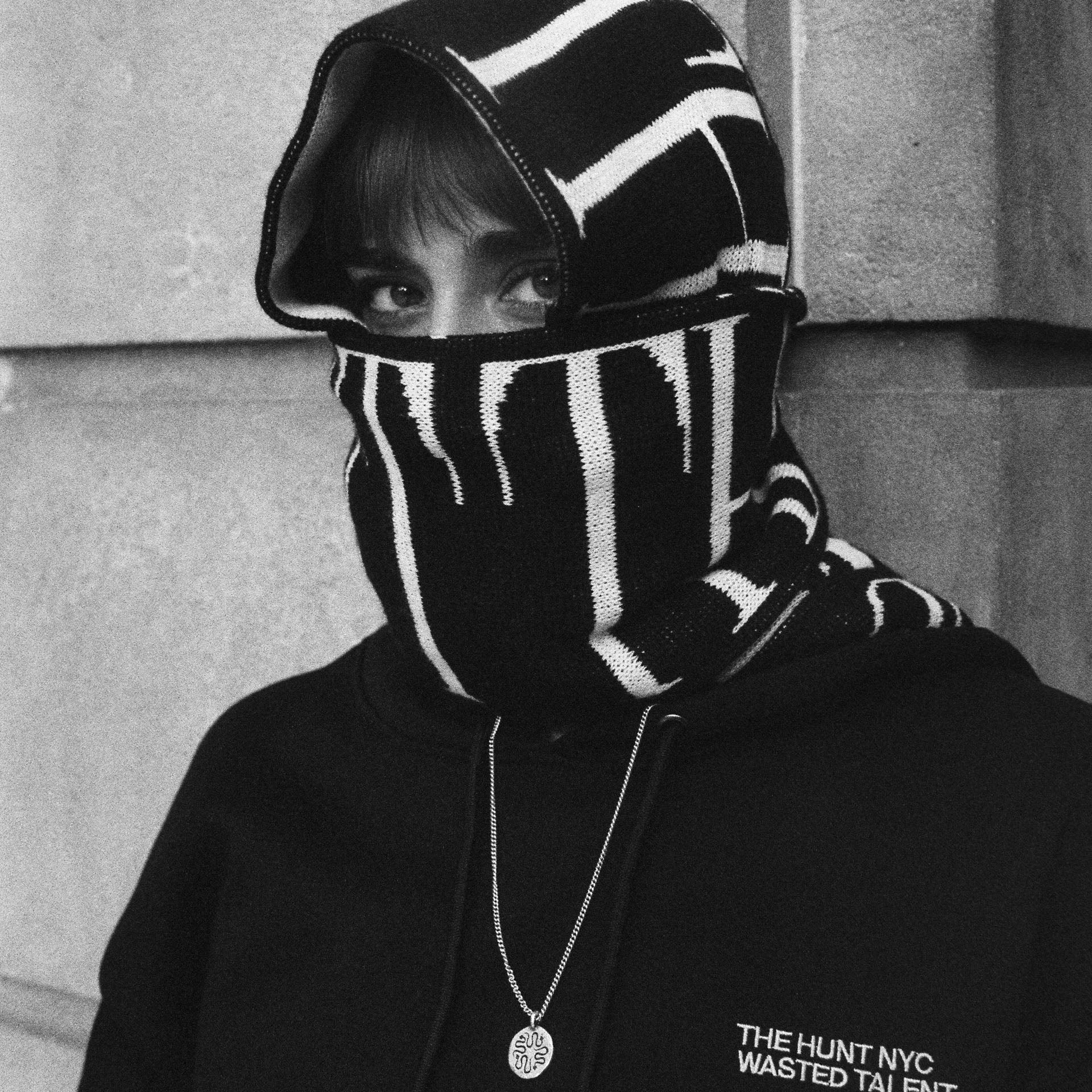 Wasted Talent | The Hunt NYC Scarf - Black / White